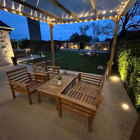 Holiday home & Sweety Neufchatel-en-Bray